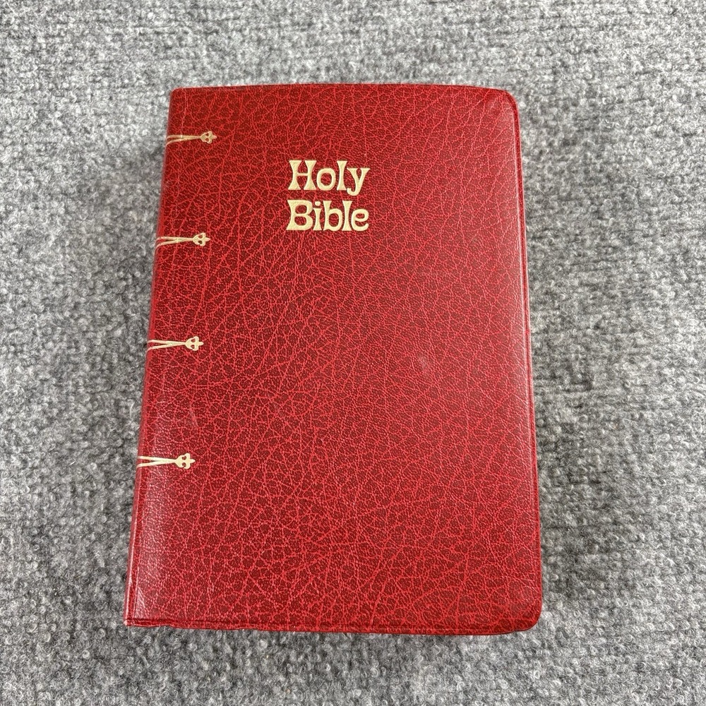 Vintage 1971 Holy Bible New American NAB Catholic Edition Red‎ Leather T Nelson